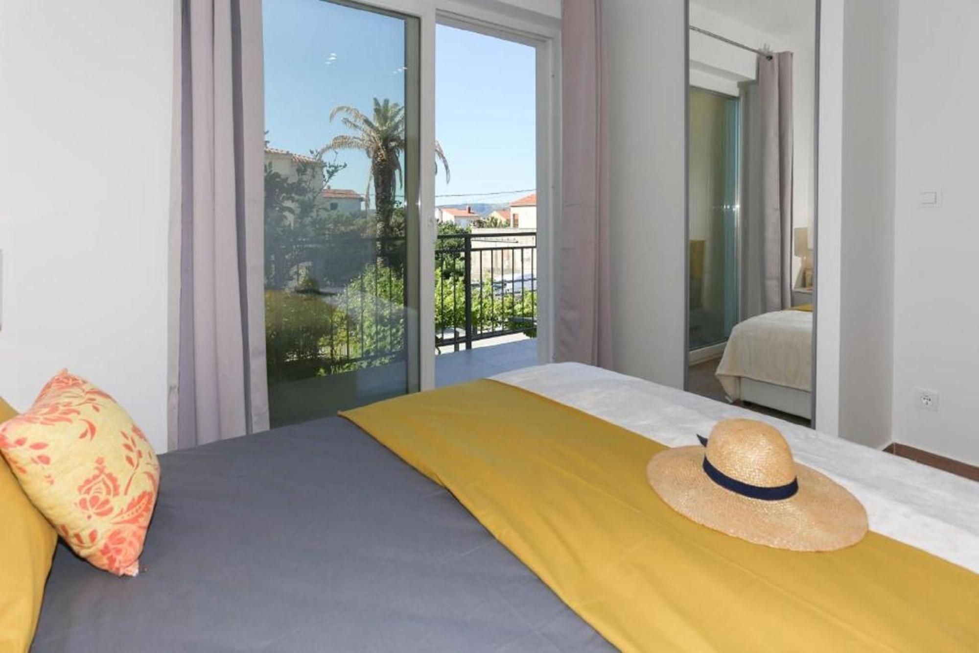 Royal Villa *
